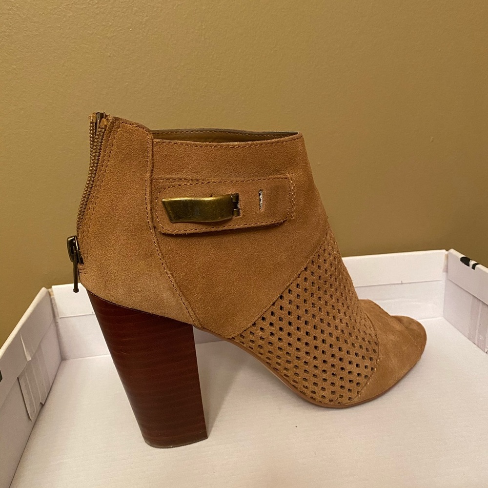 Dolce vita suede booties